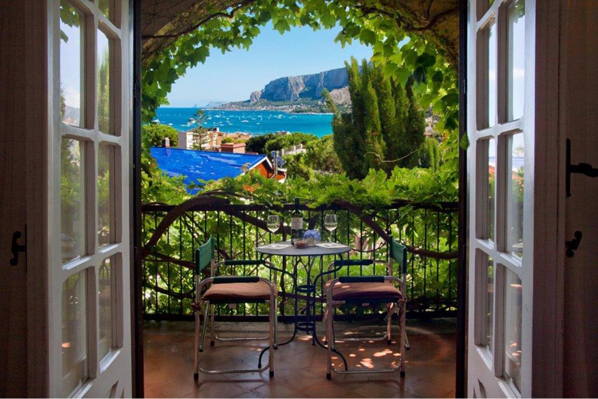 Il Glicine Sul Golfo Bed and Breakfast Mondello Δωμάτιο φωτογραφία